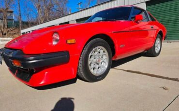 Datsun-280zx-1979-red-Black-22