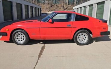 Datsun-280zx-1979-red-Black