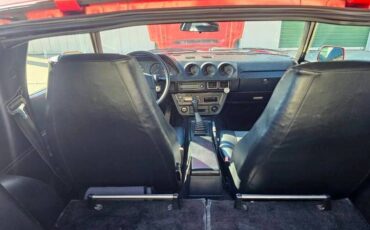 Datsun-280zx-1979-red-Black-4