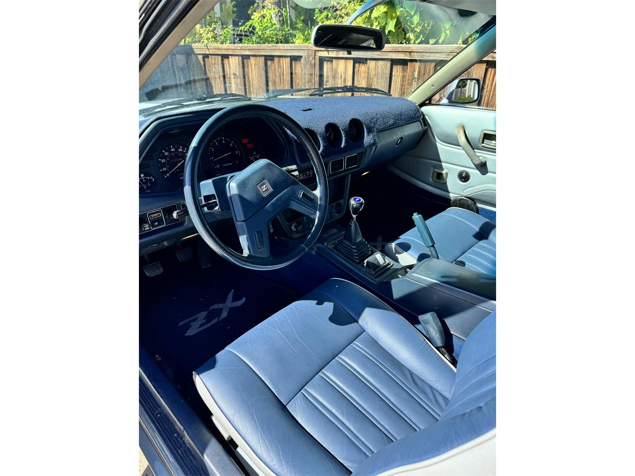Datsun-280zx-1980-Silvergray-two-tone-Blue-and-silver-3