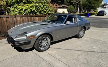 Datsun-280zx-1980-Silvergray-two-tone-Blue-and-silver