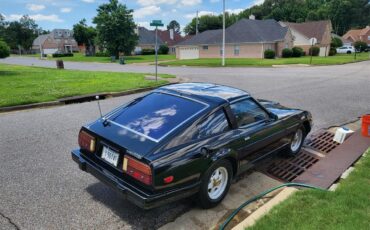 Datsun-280zx-1982-Black-Brown-and-Black-6