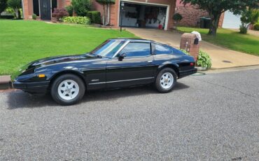 Datsun-280zx-1982-Black-Brown-and-Black-7