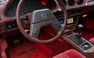 Datsun-280zx-1982-Custom-10