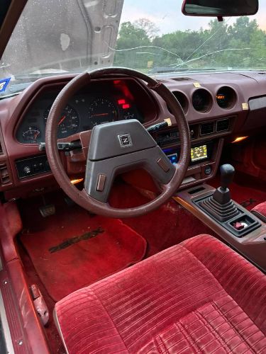 Datsun-280zx-1982-Custom-10