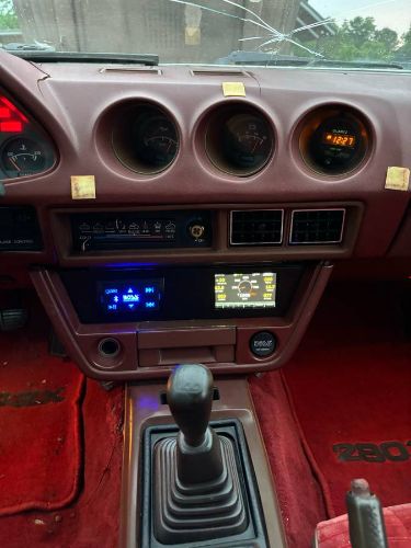 Datsun-280zx-1982-Custom-6