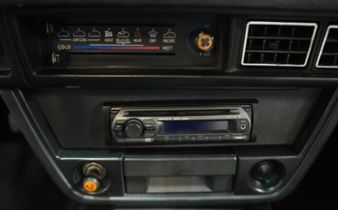 Datsun-280zx-1983-Red-Black-ampamp-Gray-11