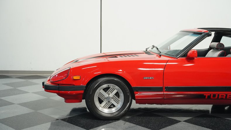 Datsun-280zx-1983-Red-Black-ampamp-Gray-23