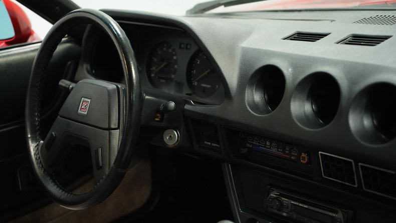 Datsun-280zx-1983-Red-Black-ampamp-Gray-41