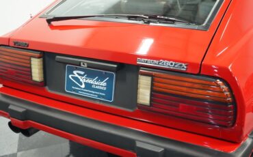 Datsun-280zx-1983-Red-Black-ampamp-Gray-9