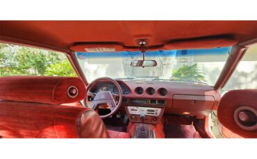 Datsun-280zx-1983-White-Red-10