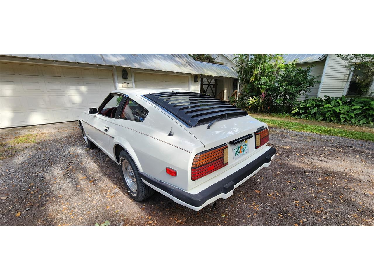 Datsun-280zx-1983-White-Red-6