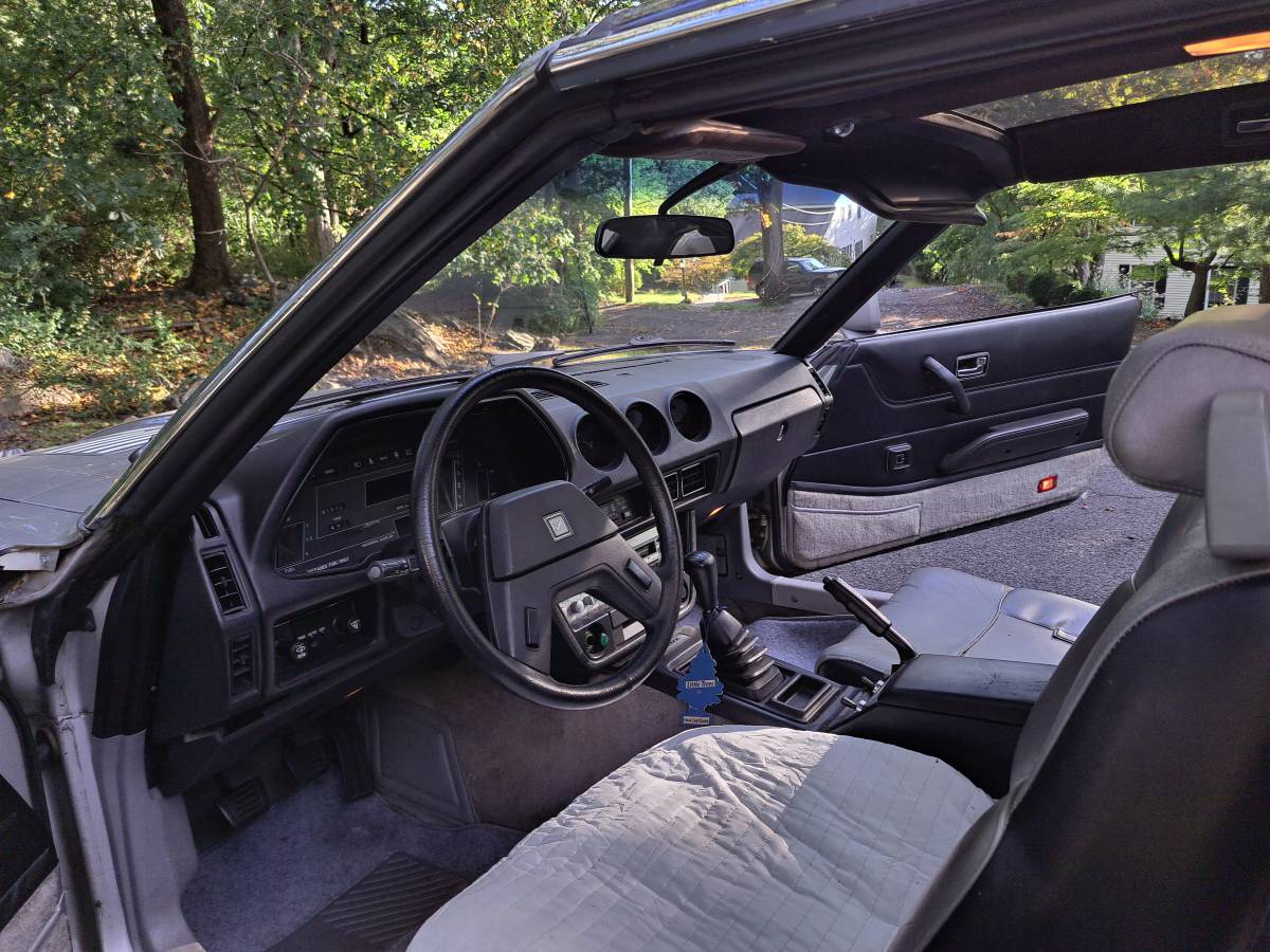 Datsun-280zx-1983-silver-2