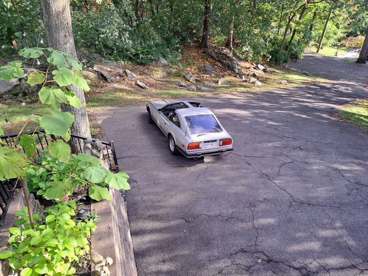 Datsun-280zx-1983-silver-7