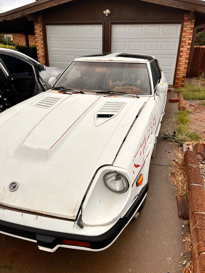 Datsun-280zx-1983-white