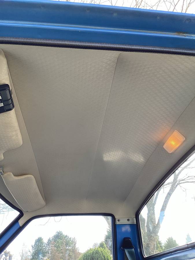 Datsun-620-1976-blue-12