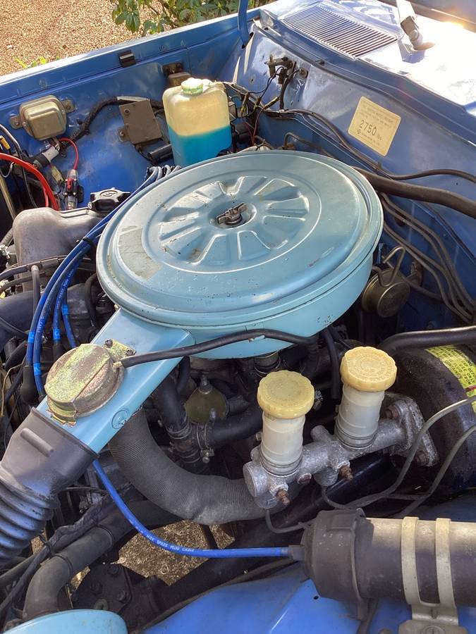 Datsun-620-1976-blue-15