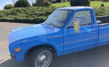 Datsun-620-1976-blue-2