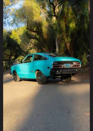 Datsun-Other-1977-Blue-Black-4