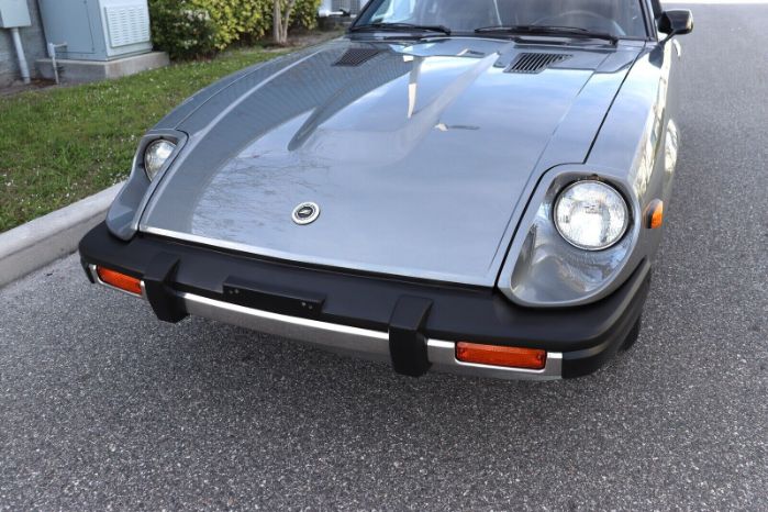 Datsun-Other-1981-Gray-Black-31
