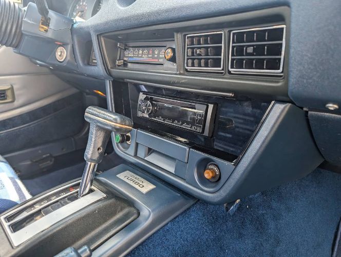 Datsun-Other-1983-Blue-10