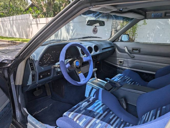 Datsun-Other-1983-Blue-5