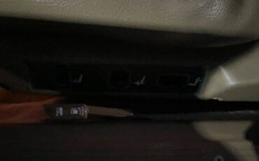 Datsun-Other-1988-Red-Tan-Leather-1