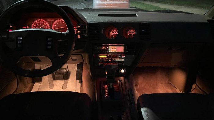 Datsun-Other-1988-Red-Tan-Leather-6