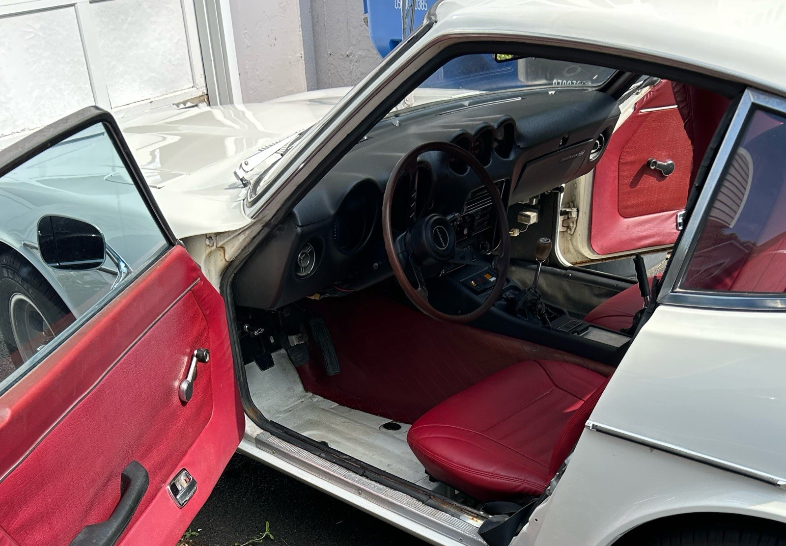 Datsun-Z-Series-1973-Coupe-19