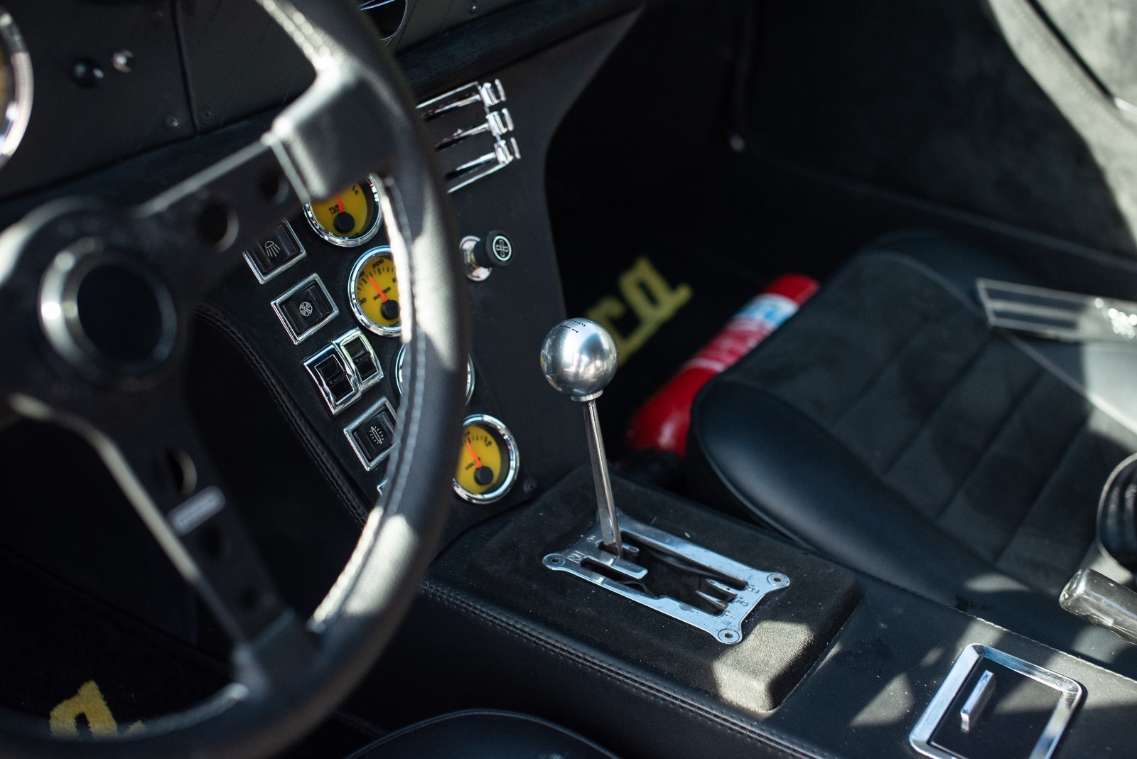 De-Tomaso-Pantera-1972-Coupe-10
