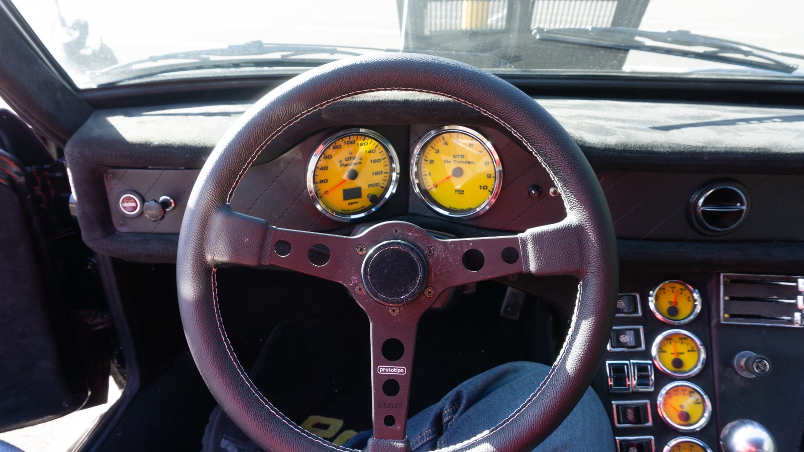 De-Tomaso-Pantera-1972-Coupe-7