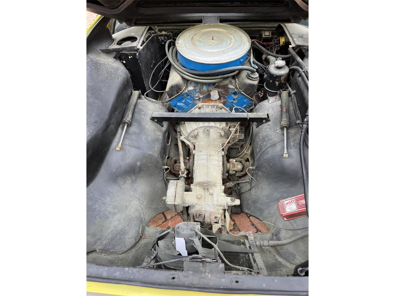 De-tomaso-Pantera-1971-Yellow-Black-16