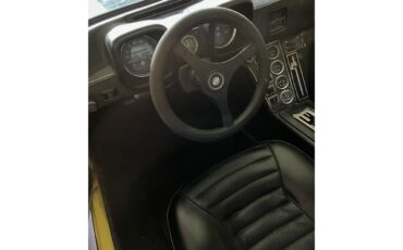 De-tomaso-Pantera-1971-Yellow-Black-2