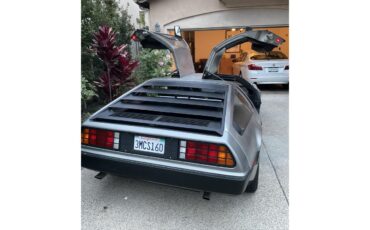 Delorean-Dmc-12-1981-Stainless-steel-Black-3