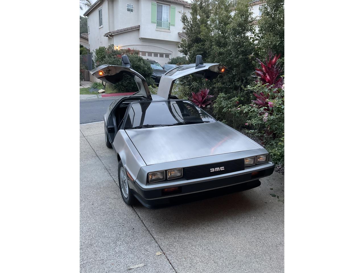 Delorean-Dmc-12-1981-Stainless-steel-Black-6