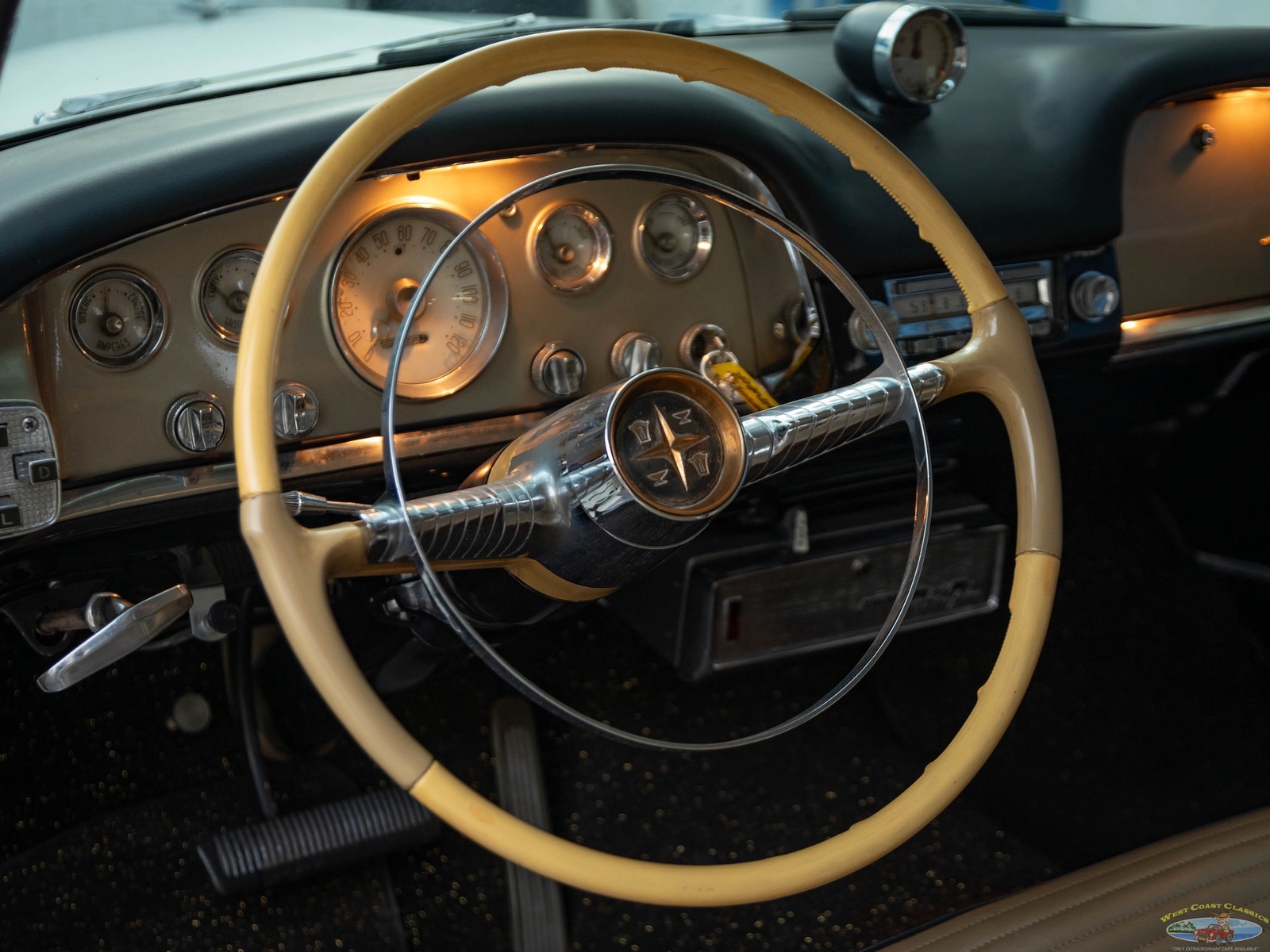 Desoto-Adventurer-1956-2-Door-Hardtop-33