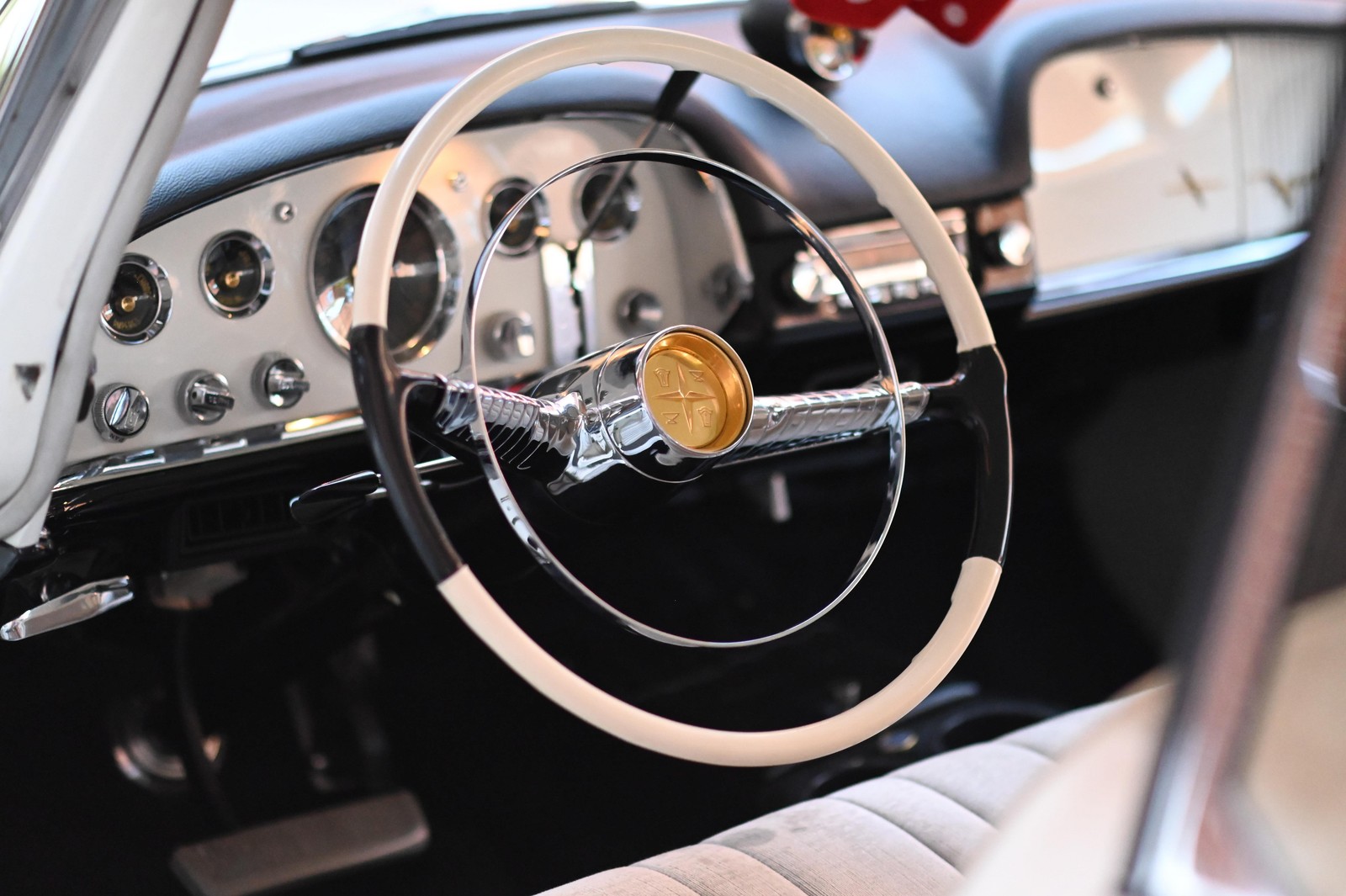 Desoto-Firedome-1955-14