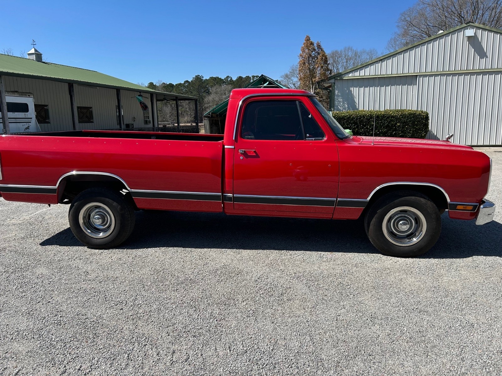 Dodge-12-Ton-Pickup-1986-Standard-Cab-Pickup-4