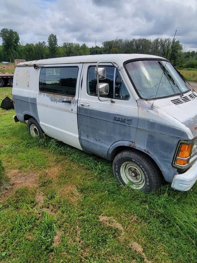 Dodge-150-1988-7