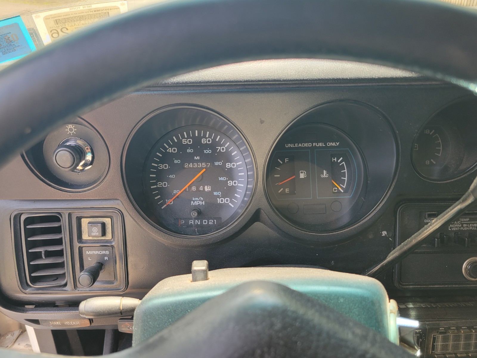 Dodge-250-RAM-VAN-1992-van-13