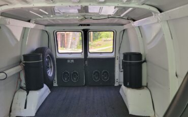 Dodge-250-RAM-VAN-1992-van-19