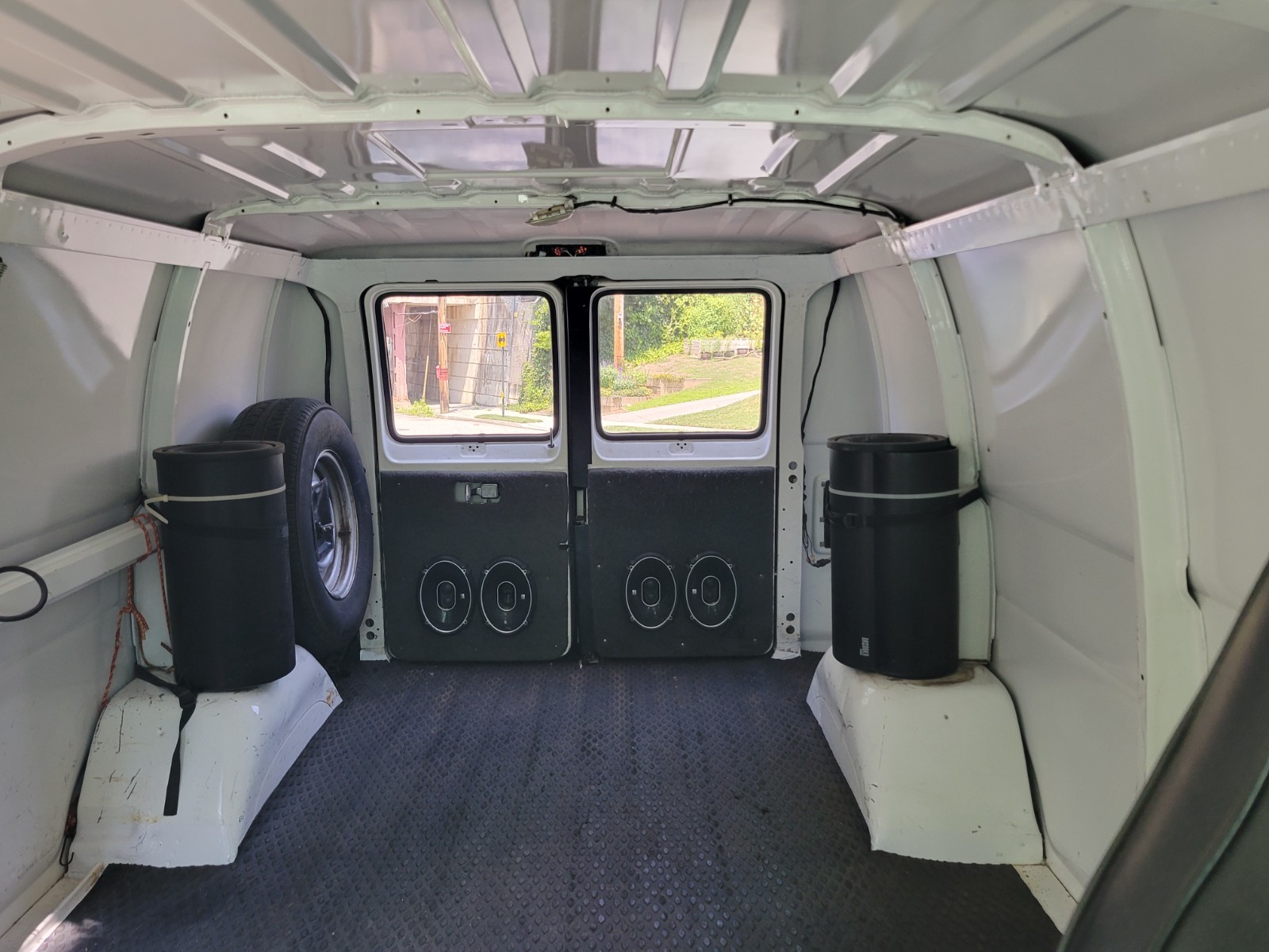 Dodge-250-RAM-VAN-1992-van-19