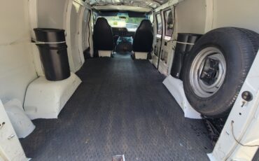 Dodge-250-RAM-VAN-1992-van-27