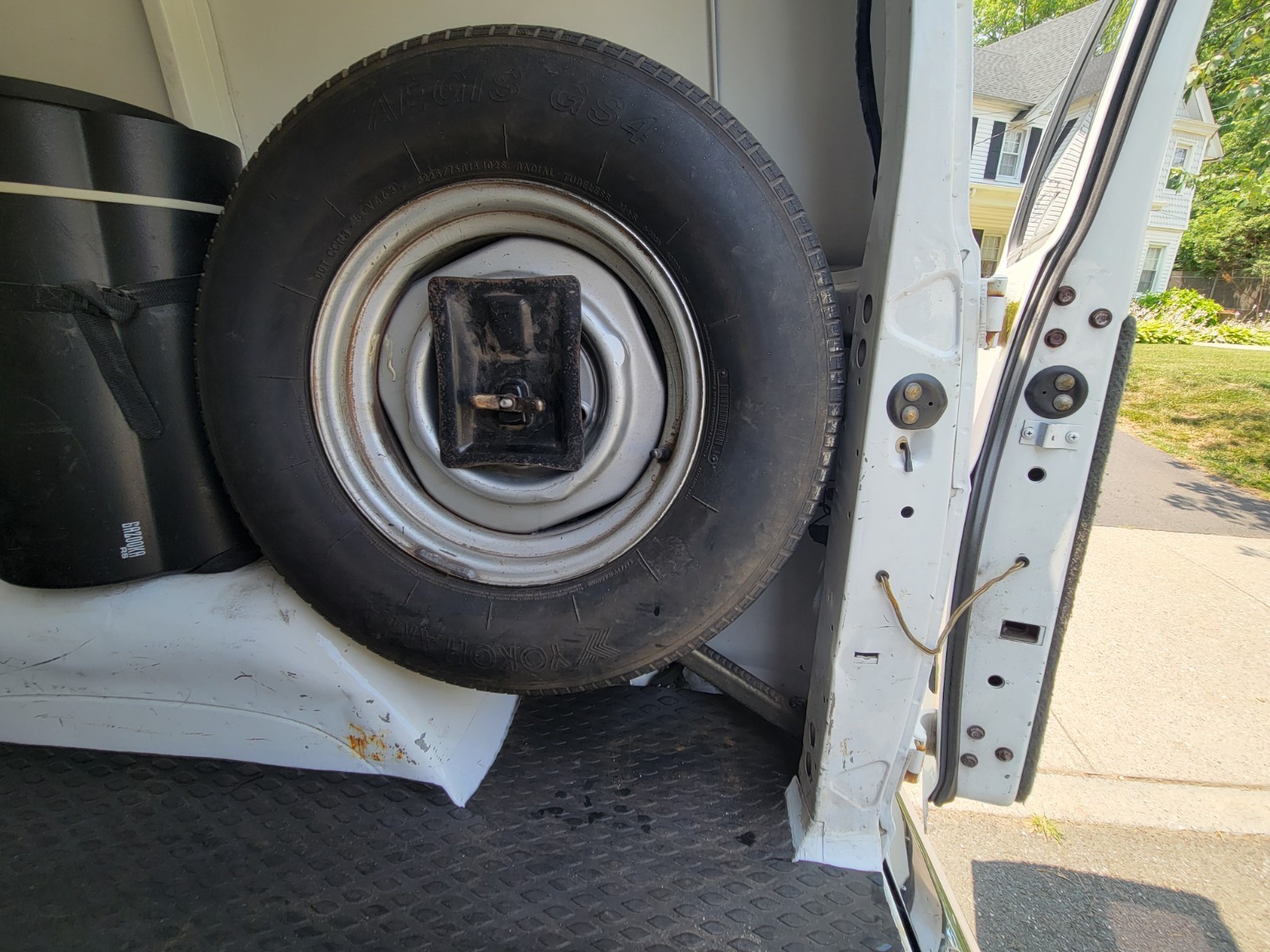Dodge-250-RAM-VAN-1992-van-29