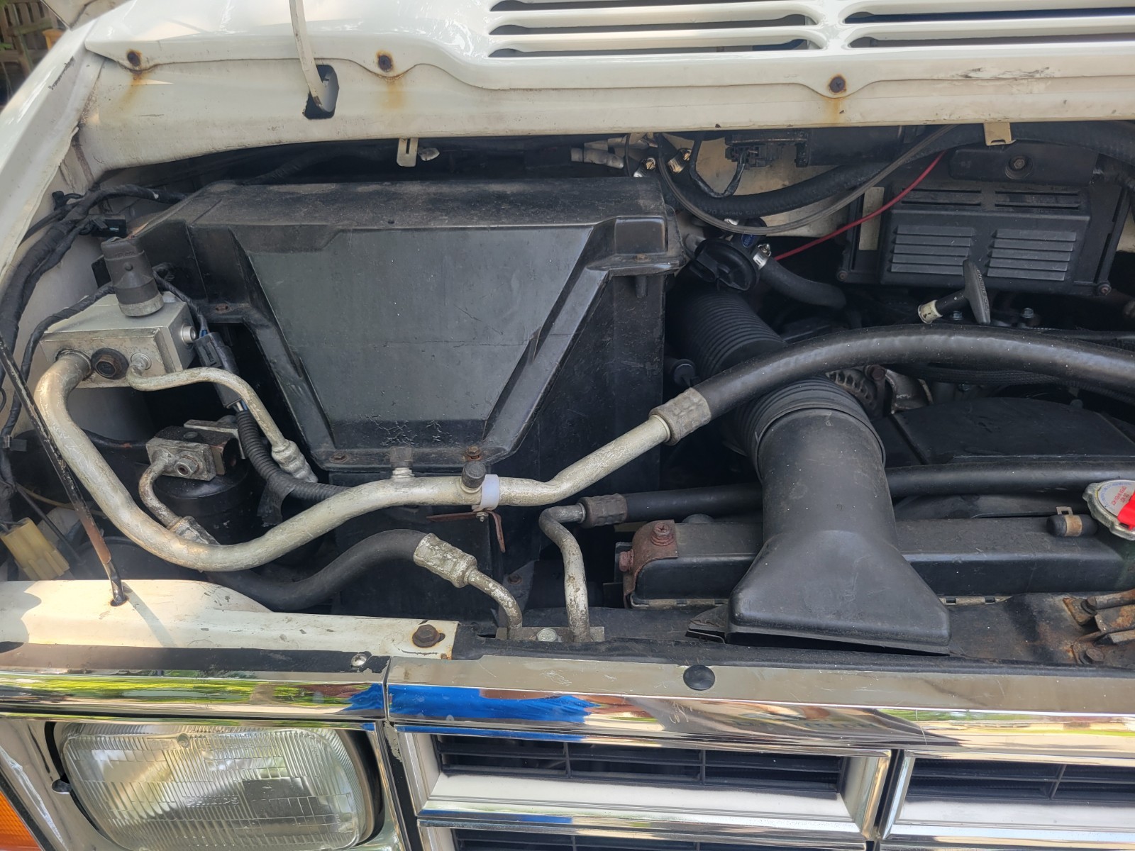 Dodge-250-RAM-VAN-1992-van-32