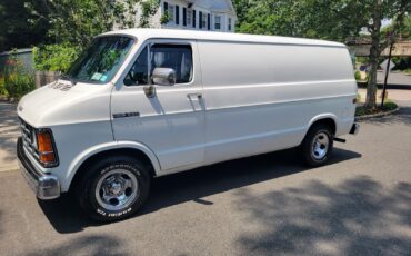 Dodge-250-RAM-VAN-1992-van-5