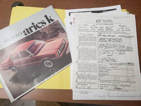 Dodge-Aries-1982-13