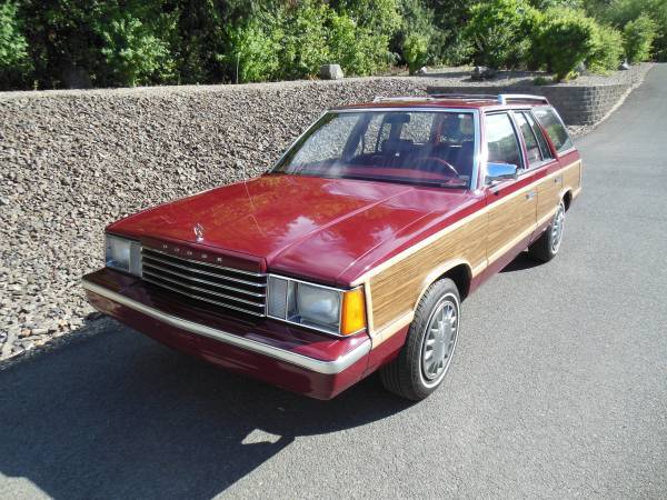Dodge-Aries-1982