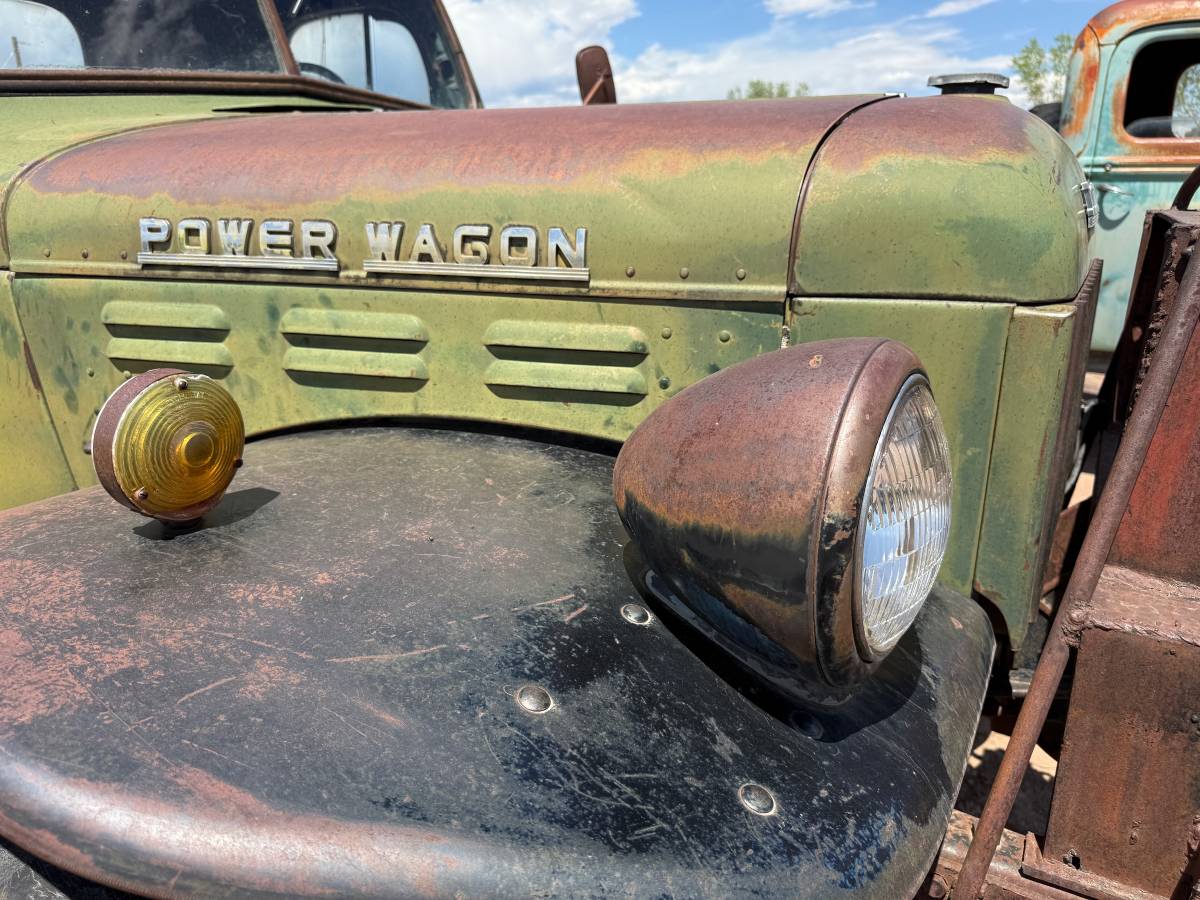 Dodge-B-1-pw-126-1948-11