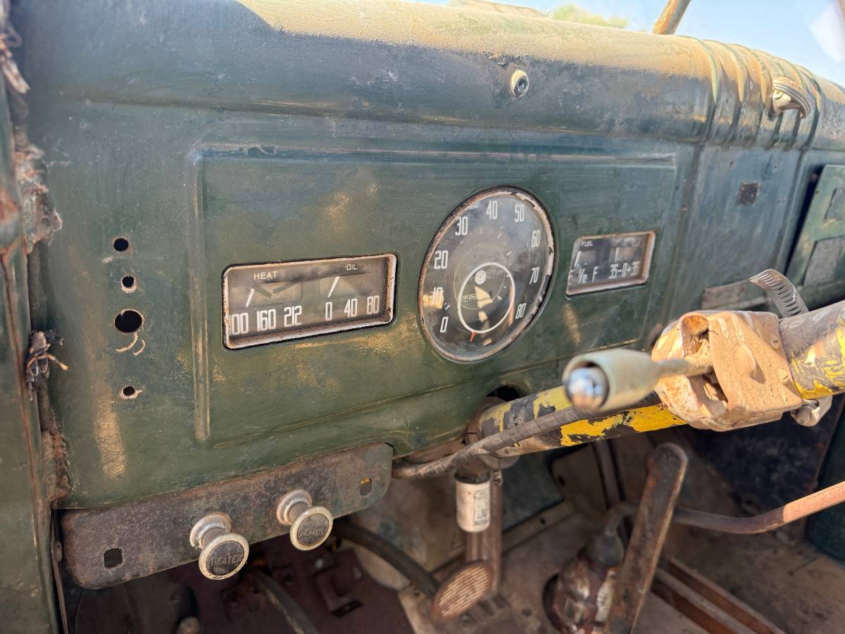 Dodge-B-1-pw-126-1948-20